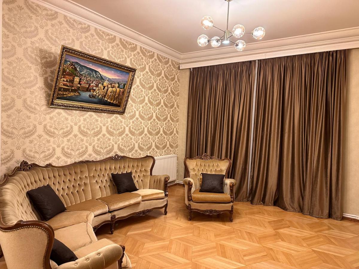 King Suite Apartment Ln Тбилиси Екстериор снимка