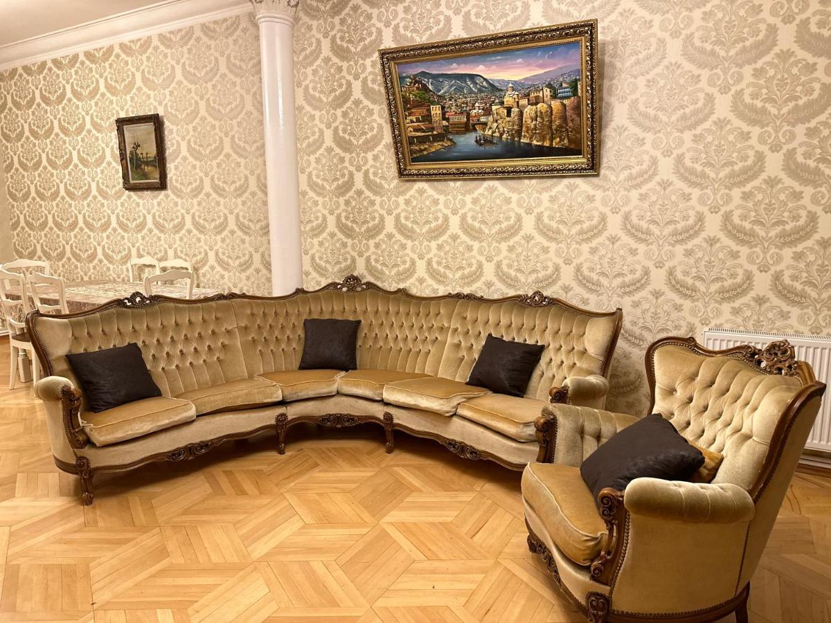King Suite Apartment Ln Тбилиси Екстериор снимка