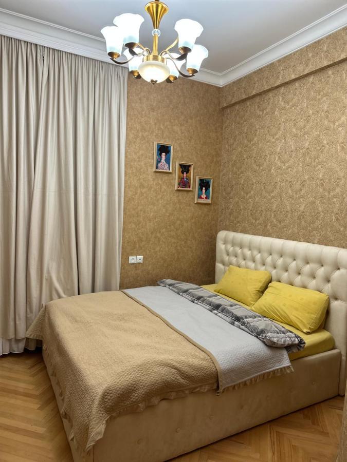 King Suite Apartment Ln Тбилиси Екстериор снимка