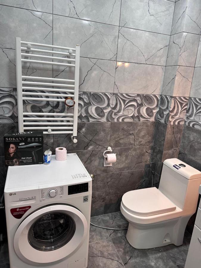 King Suite Apartment Ln Тбилиси Екстериор снимка
